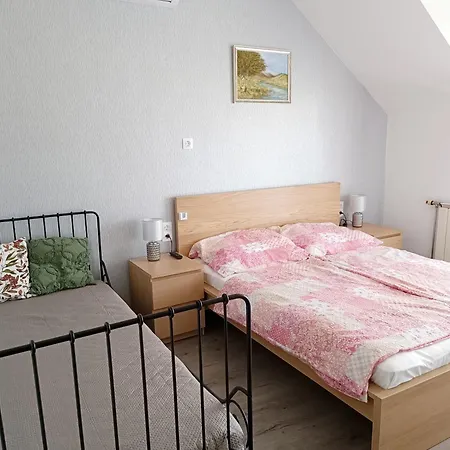 Katalin Vendeghaz Gyenesdiás