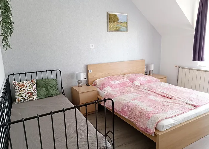 Katalin Vendeghaz Gyenesdiás